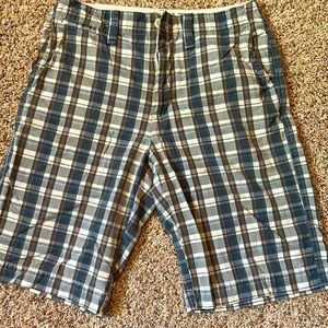 Urban Pipeline Men’s Light Blue Plaid Shorts. Size 32.